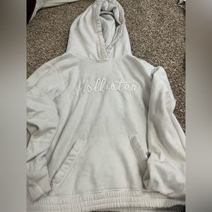 Hollister sweatshirt, size L